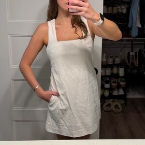 Abercrombie & Fitch White Linen Square-Neck Shift Dress